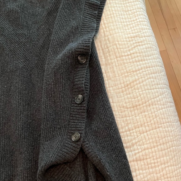 Loft NWT mockneck sweater vest - Picture 2 of 2